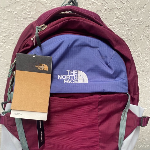 THE NORTH FACE Recon Everyday Laptop Backpack - Picture 7 of 7